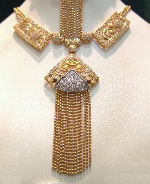 strassandgoldnecklace.jpg