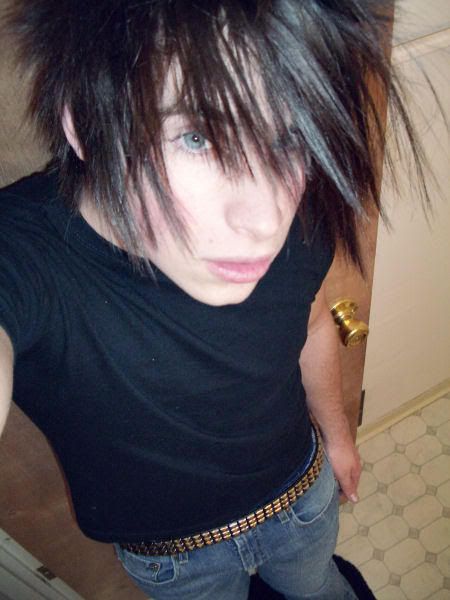 scene boy hairstyle. scene shag 3