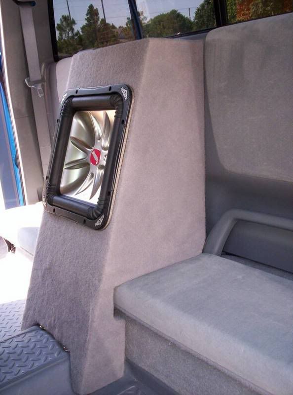 2006 Toyota tacoma access cab sub box