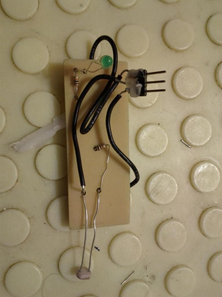 The circuit bonded with flexible plastic