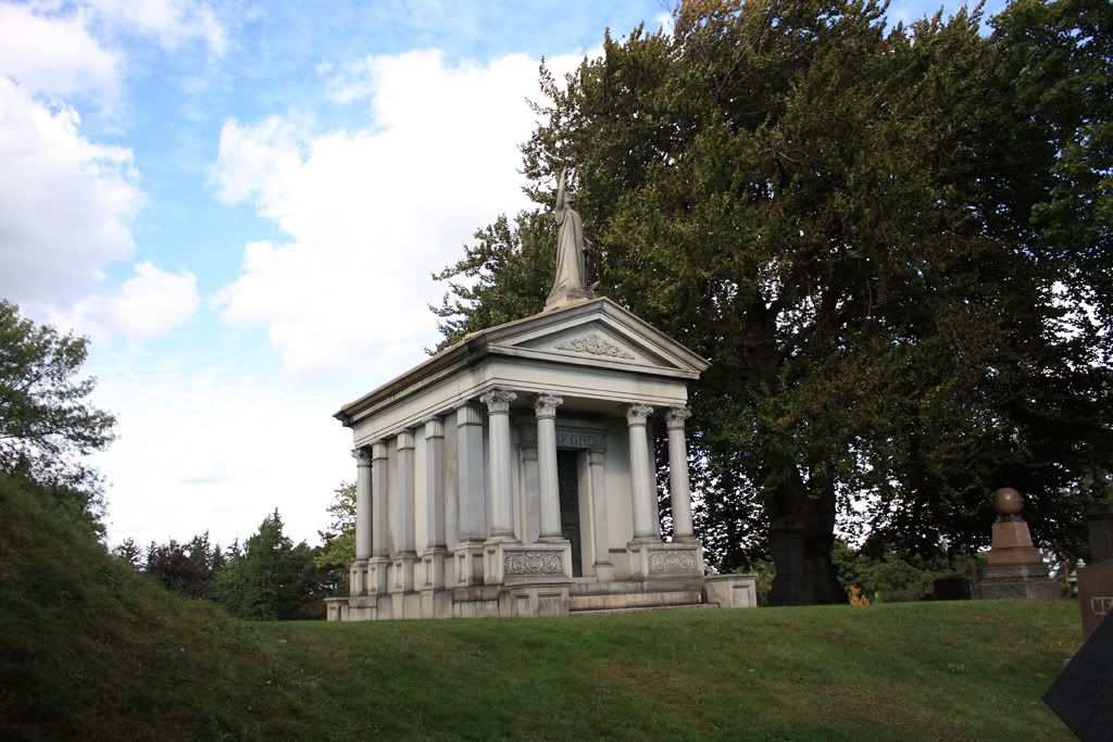 IMAGE: http://i95.photobucket.com/albums/l133/teamhaymaker/COMP3.jpg