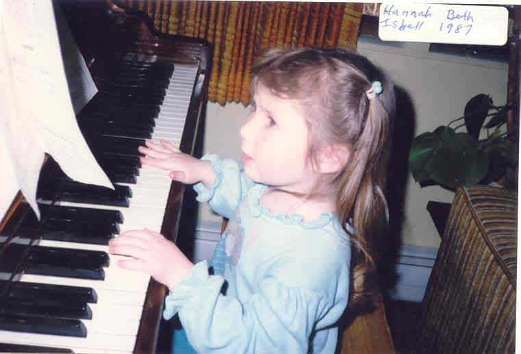 1987-000-HannahBIsbell-4yr-atthepianoalone-raptlook-Juneshse-SeaWa.jpg