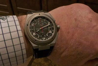 i95.photobucket.com/albums/l142/fiddletown_2006/Watches/DSC00340.jpg