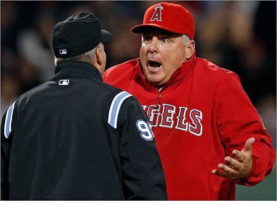 Mike Scioscia angry