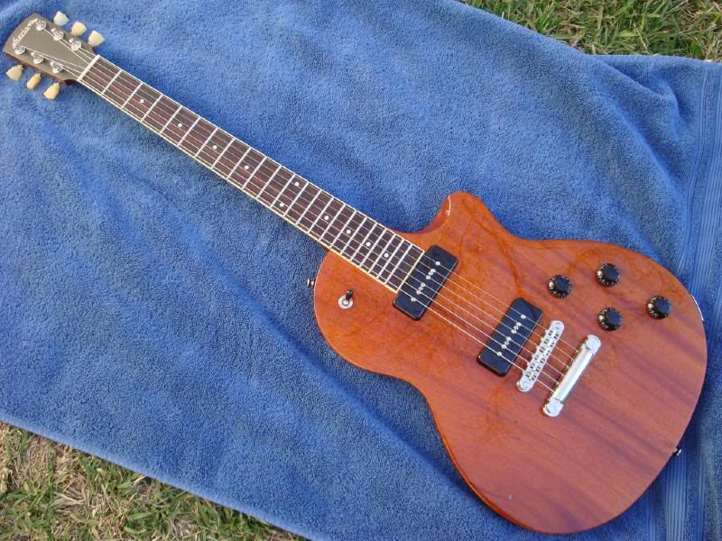 Larrivee RS-2 w/P90's (mint)