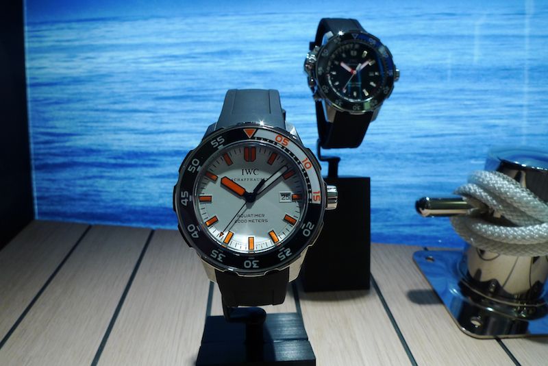 i95.photobucket.com/albums/l156/wbarker75/SIHH%202010%20Watches/L1010076.jpg