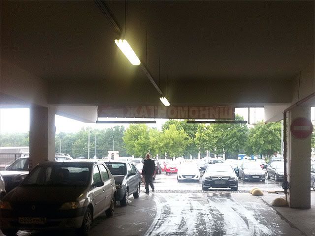 Стал свидетелем охренетительной парковки... 