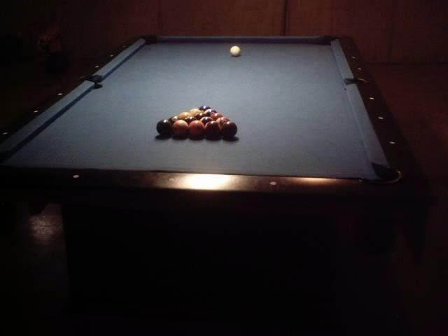 pooltable004.jpg