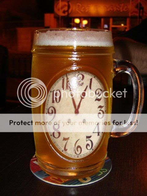 http://i95.photobucket.com/albums/l145/frank4zen/Beer-Clock--29796.jpg